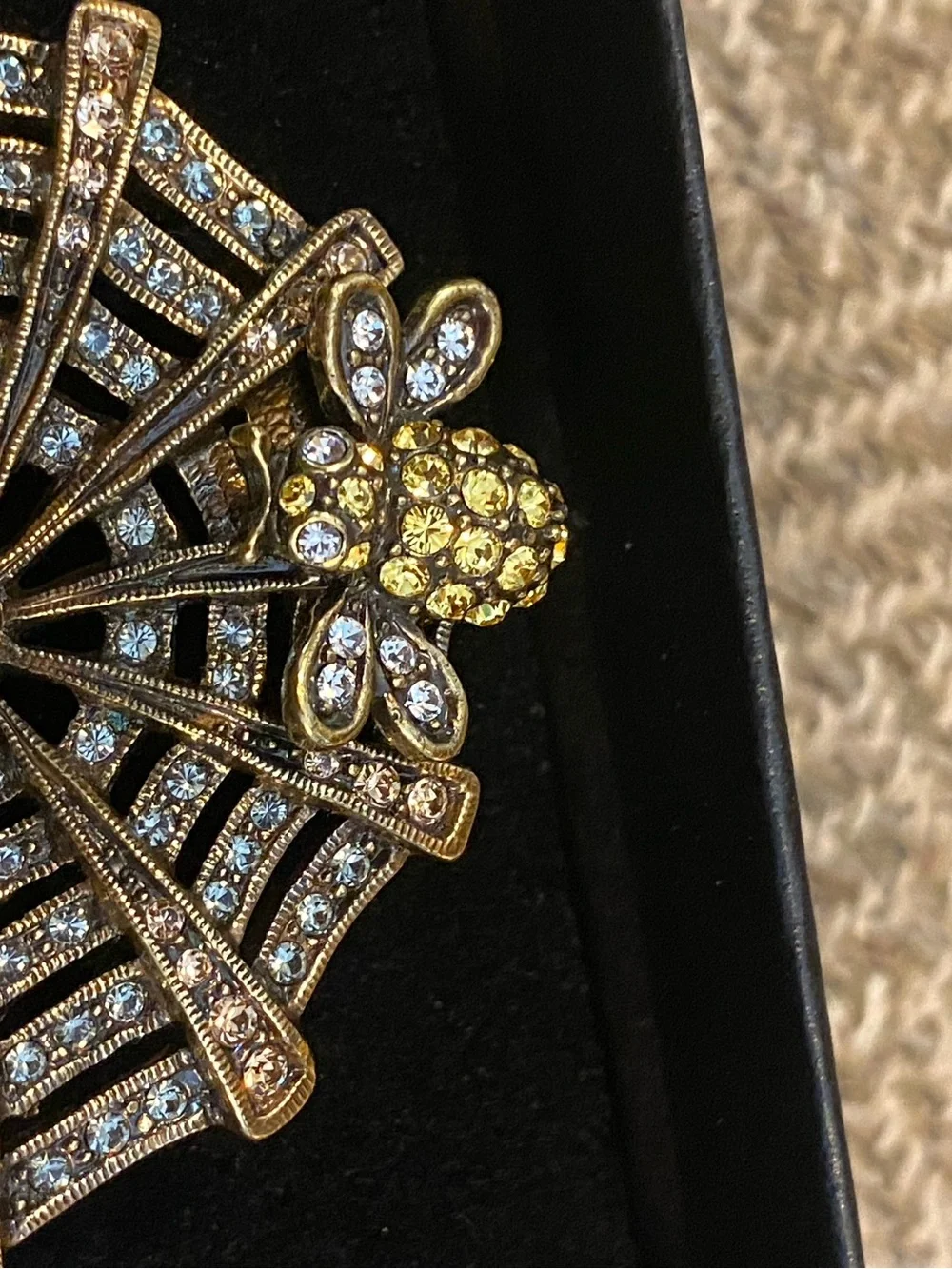 Heidi Daus along came a spider Brooch